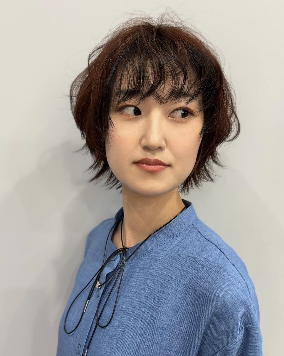 NATURALの大人のショートスタイル